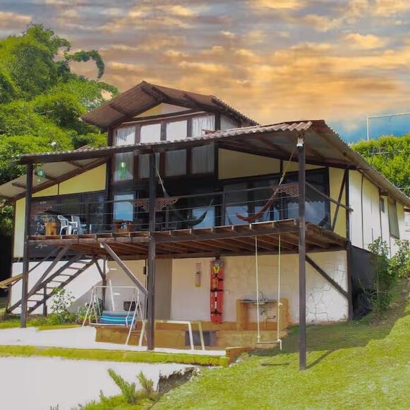 Casa Horizonte en Calima, Colombia, casa vacacional con amplios espacios y entorno natural